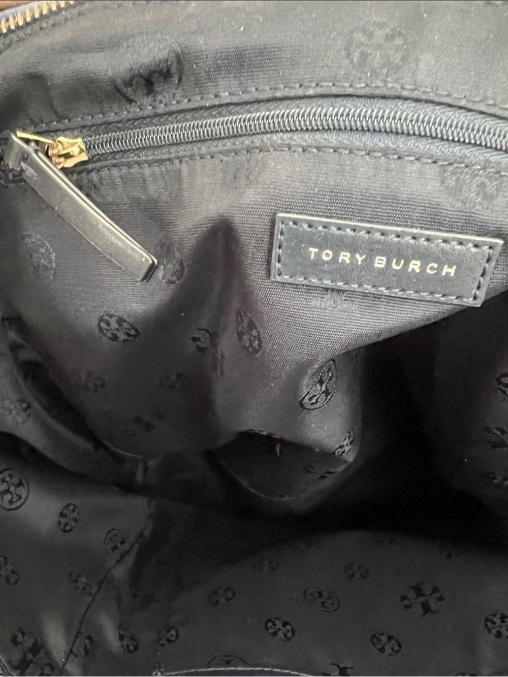 Authentic Tory Burch Nylon Stripe Zipper Tote Navy with red&white
Large Capacity - Picture 3 of 9